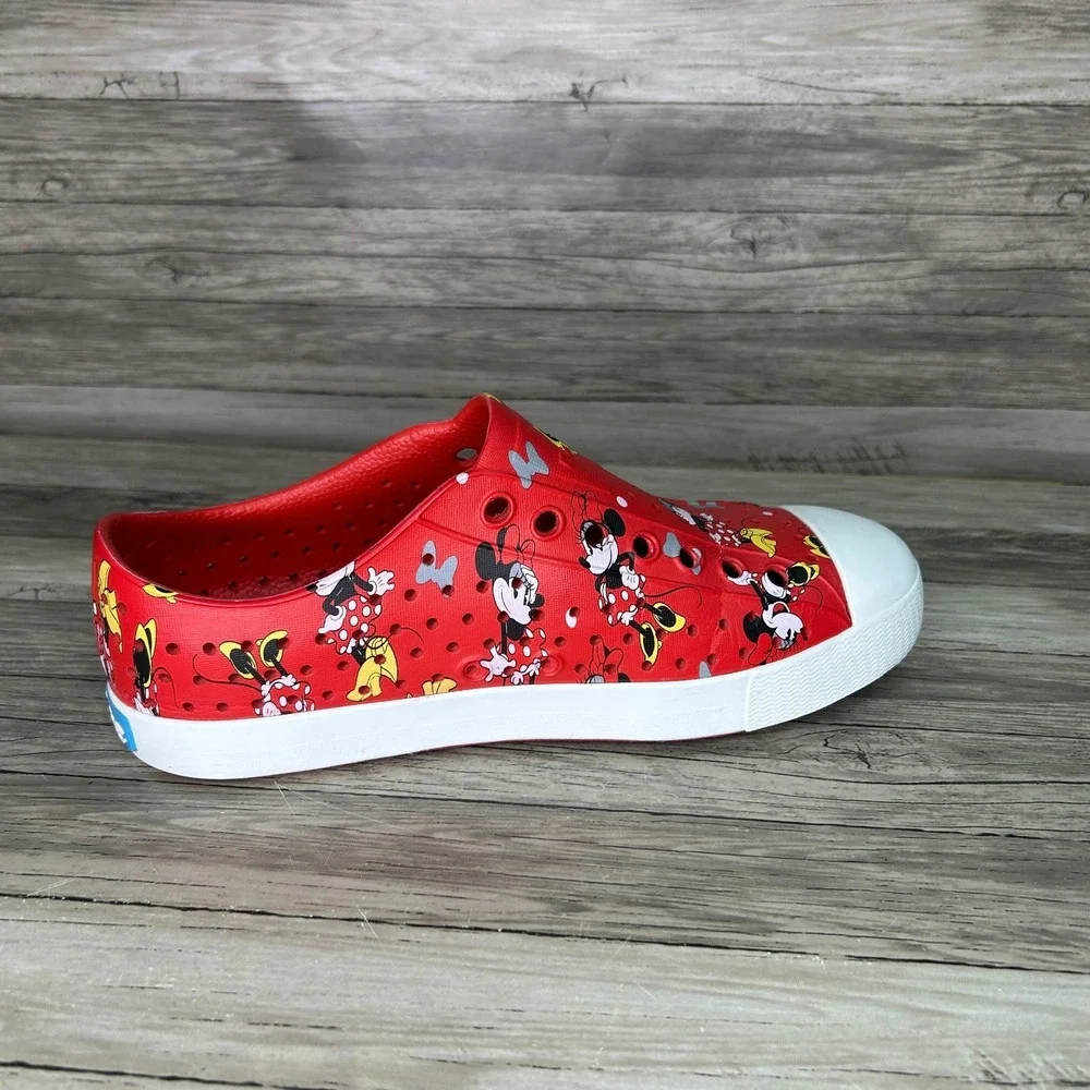 Native Disney Minnie Mouse Jefferson Slip-on Shoe Size Womens 7‎ Mens 5 Red